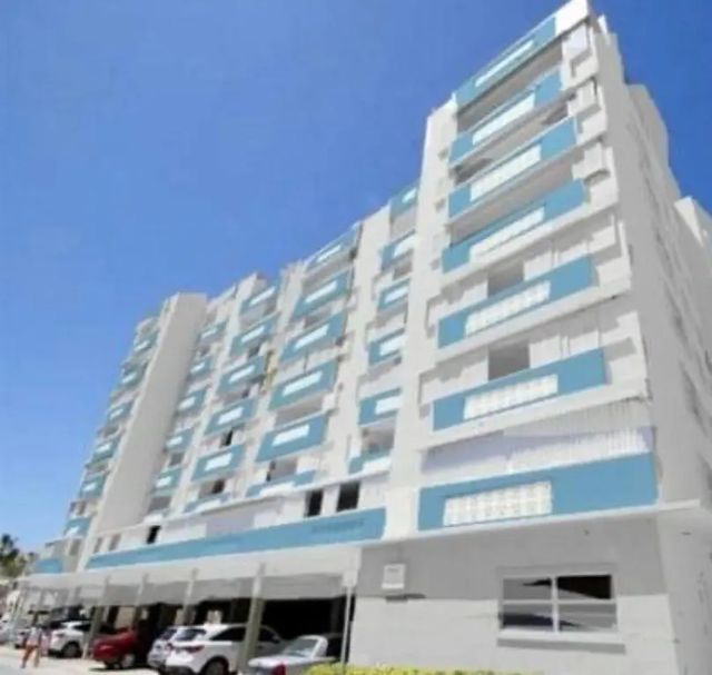 4 of 30 - 320 S Surf Road #402, Hollywood, FL