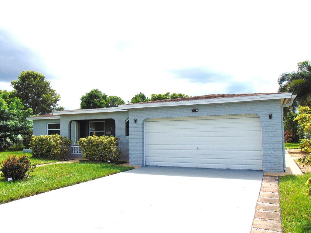 6854 Nw 3rd Street, Margate