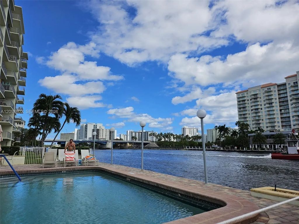 2900 Ne 30th Street #h3, Fort Lauderdale