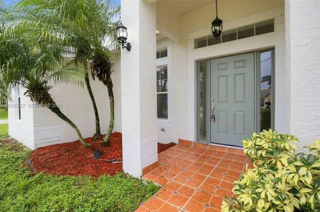 2 of 32 - 601 Sw Curtis Street, Port St. Lucie, FL
