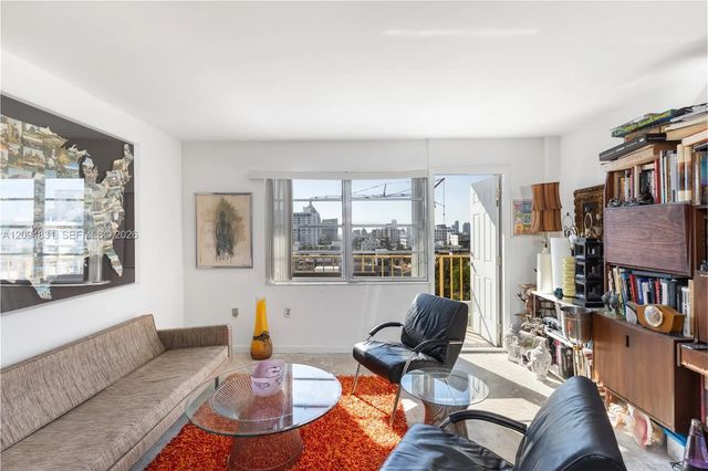 4 of 20 - 245 18th Street #1103, Miami Beach, FL