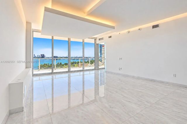 2 of 30 - 2020 N Bayshore Drive #1006, Miami, FL