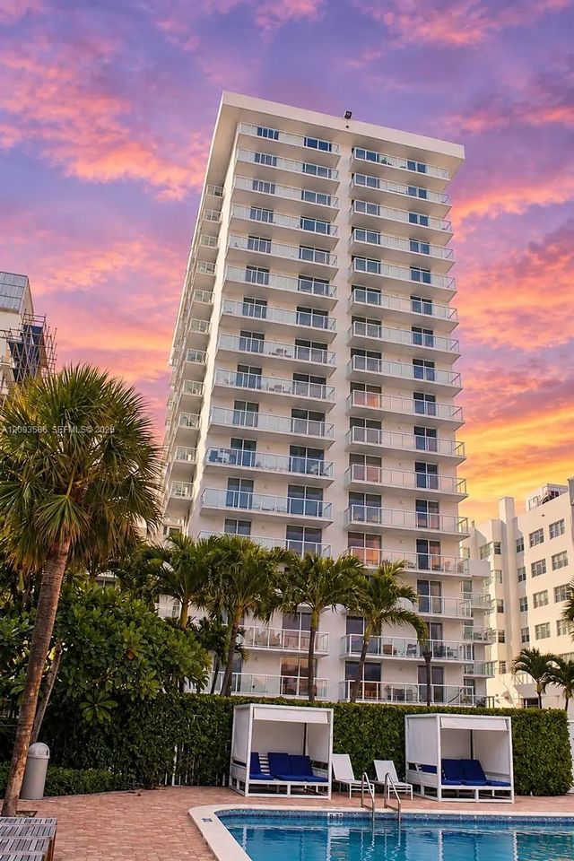 3 of 34 - 2457 Collins Avenue #1502, Miami Beach, FL