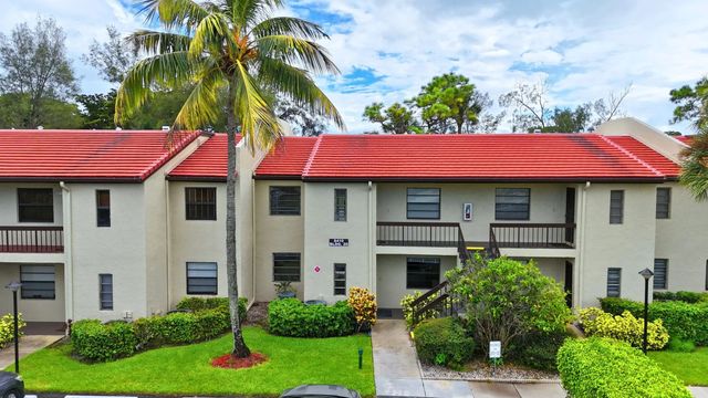 8410 Casa Del Lago #e, Boca Raton