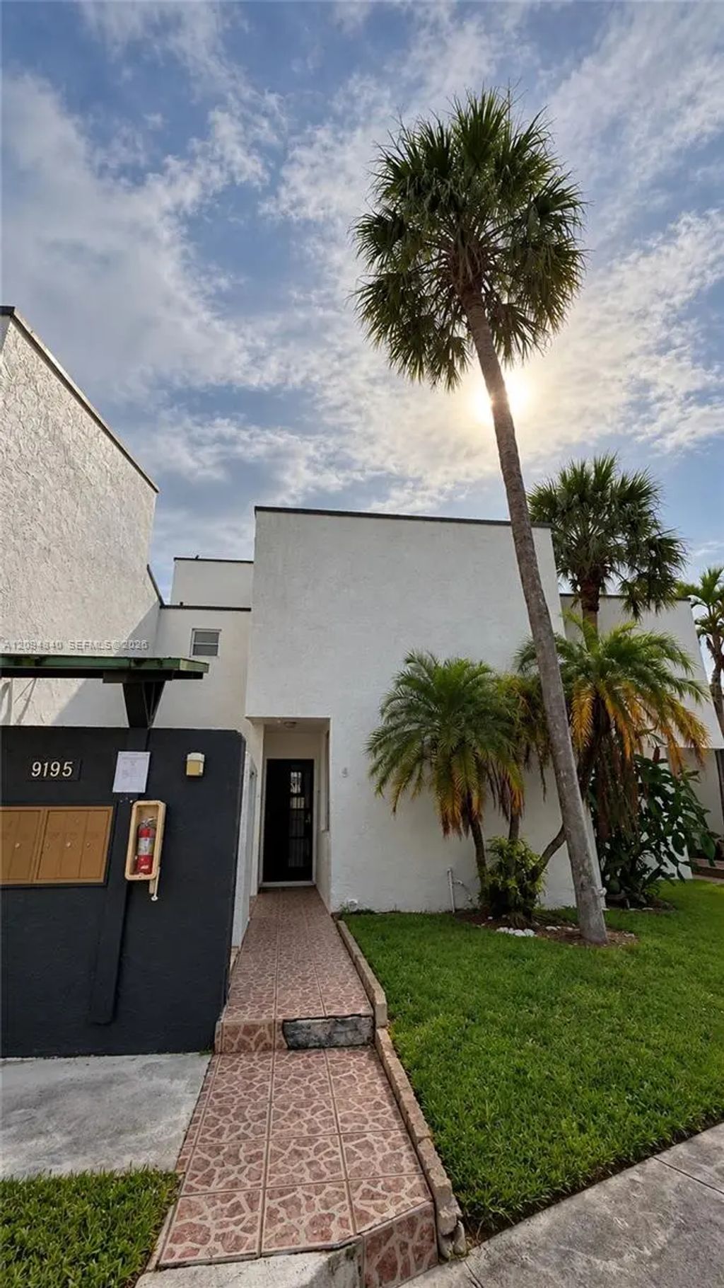 9195 Fontainebleau Boulevard #4, Miami