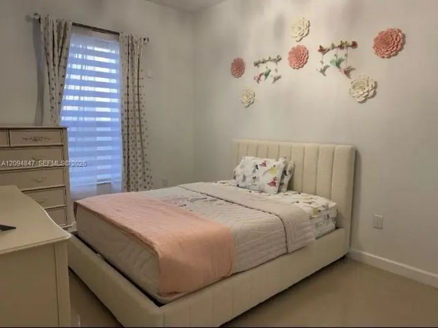 5 of 11 - 17181 Sw 91st Street, Miami, FL