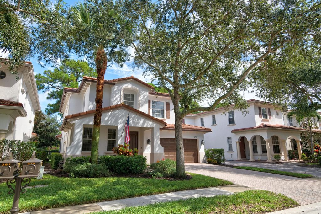 379 Columbus Street, Palm Beach Gardens