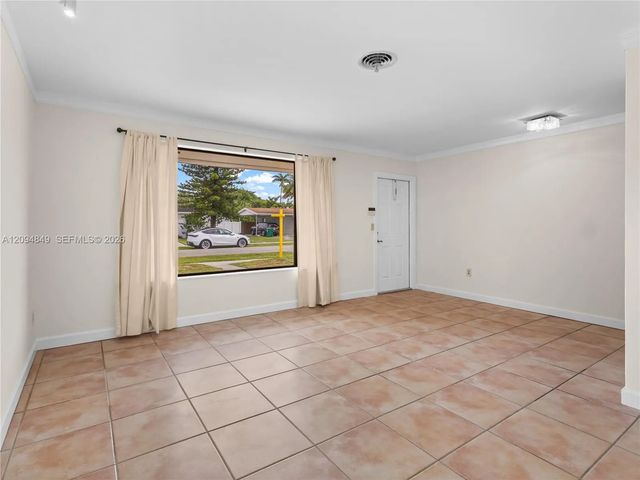 5 of 45 - 9360 Sw 25th Street, Miami, FL