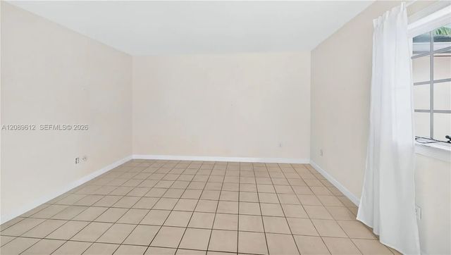 4 of 46 - 2741 Ne 4th Street #202, Homestead, FL