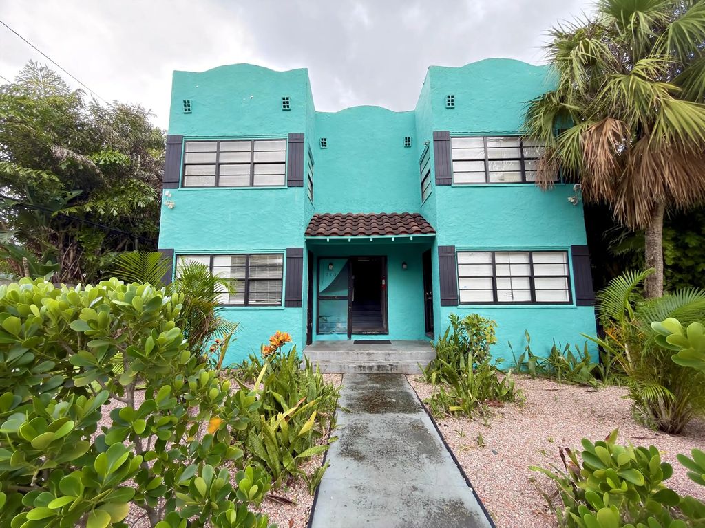 710 Palm Street #3, West Palm Beach