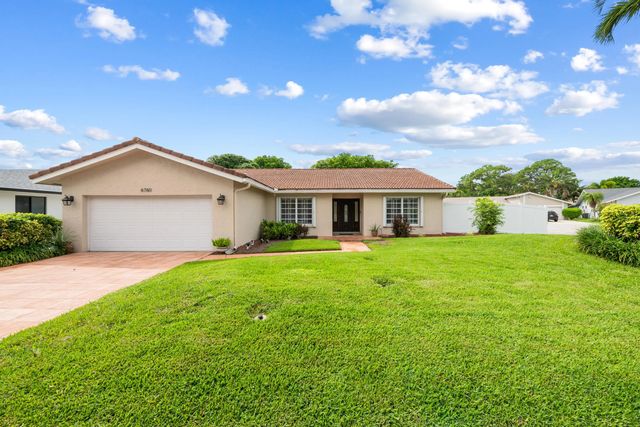 6760 Hollandaire Drive W, Boca Raton