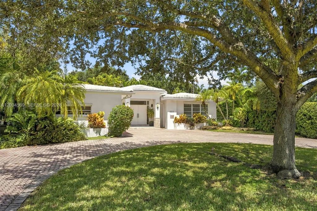 1325 Blue Road, Coral Gables
