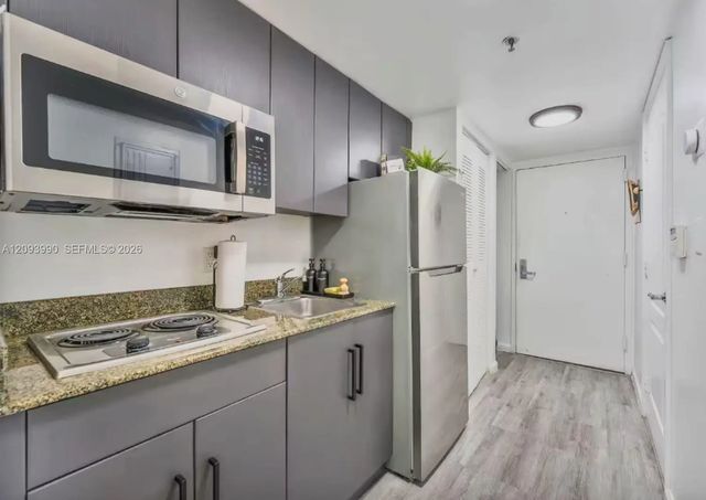 3 of 21 - 1200 Brickell Bay Drive #2610, Miami, FL