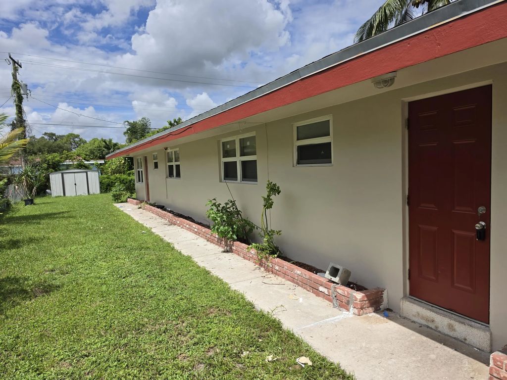 1235 Nw 5th #1-2, Fort Lauderdale