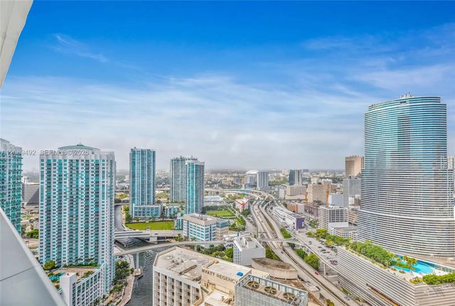5 of 5 - 200 Biscayne Boulevard Way #3209, Miami, FL