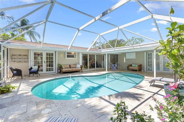 809 Se 14th Drive, Deerfield Beach