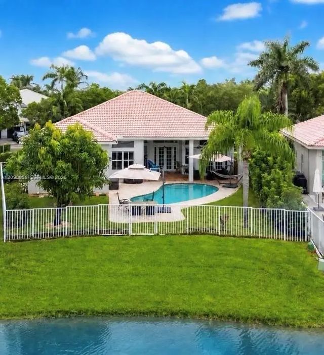 2 of 3 - 1654 Bunting Lane, Weston, FL