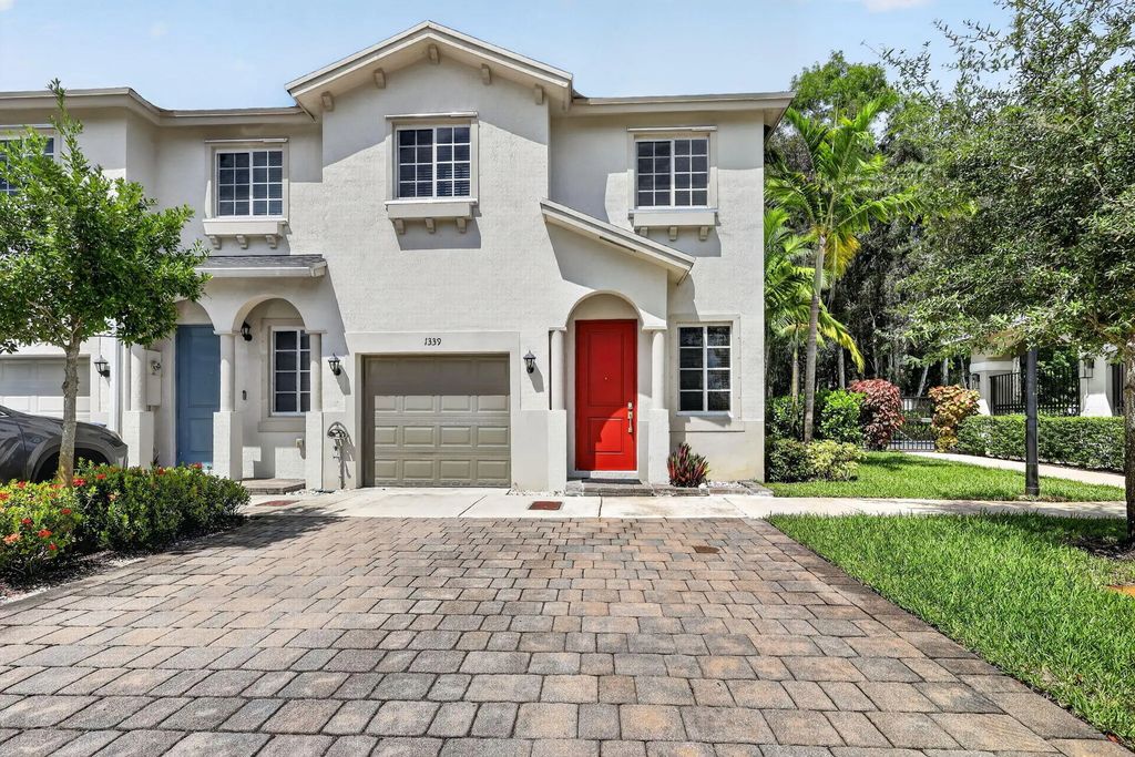1339 Nw 208th Terrace, Miami Gardens