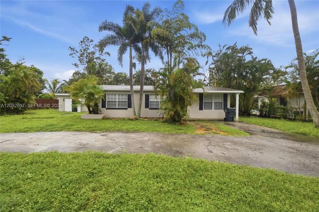 49 W Mango Road, Lake Worth