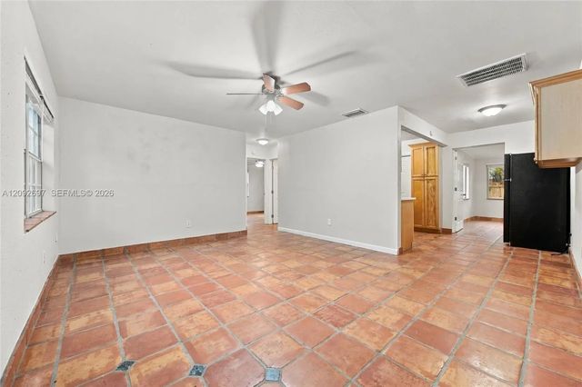 4 of 31 - 49 W Mango Road, Lake Worth, FL