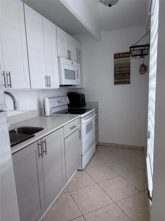3 of 11 - 925 Club Circle #925, Lake Wales, FL