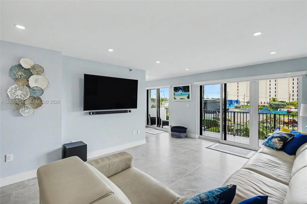 1201 S Ocean Drive #216n, Hollywood