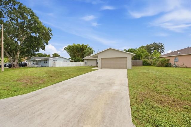 3 of 36 - 209 W Arbor Avenue, Port St. Lucie, FL