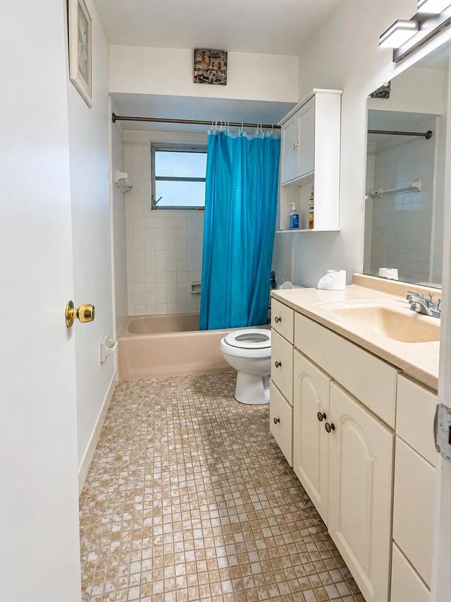 4 of 14 - 816 Nw 8th Avenue, Boynton Beach, FL