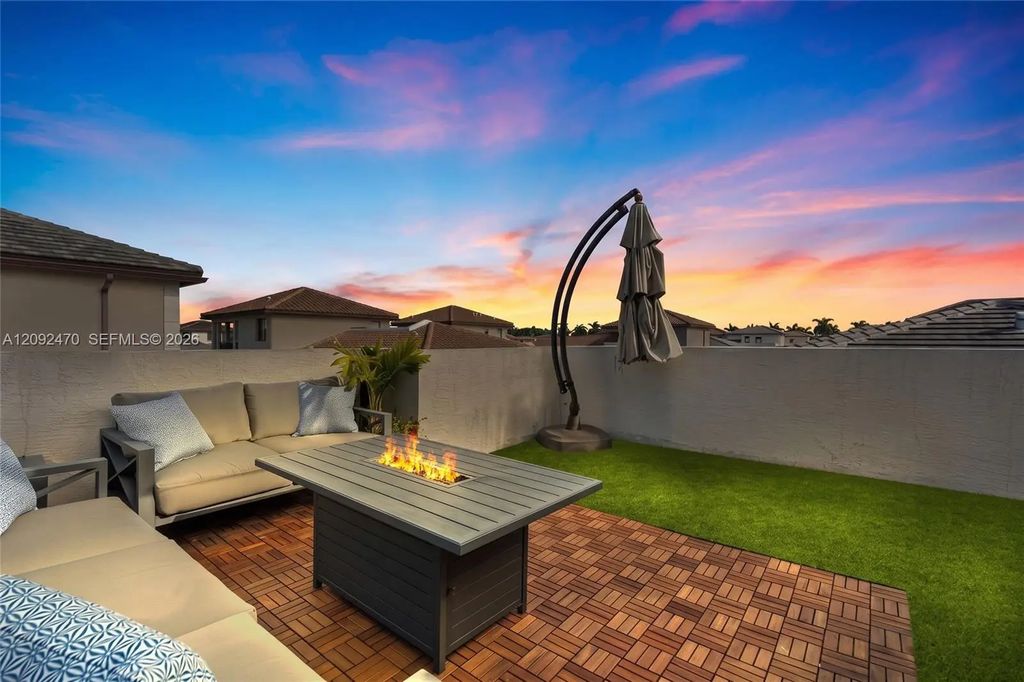 4809 Nw 83rd Parkway, Doral