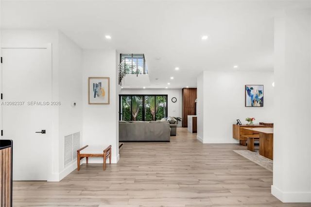 4 of 54 - 5759 Sw 42nd Street, Miami, FL
