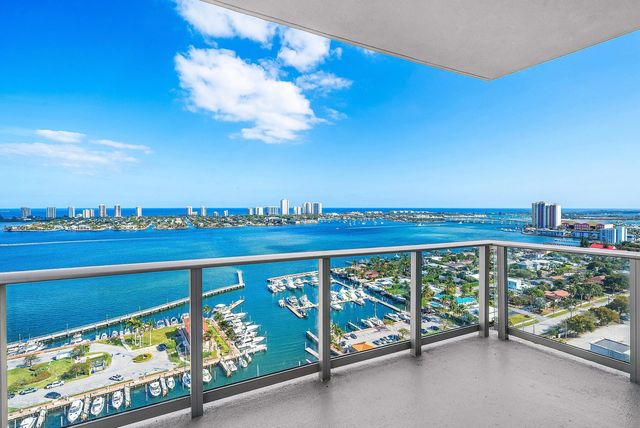 220 Lake Shore Drive #2202, Lake Park