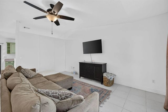 5 of 41 - 872 Sw Nichols Terrace, Port St. Lucie, FL