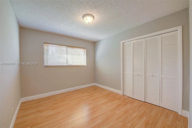 5 of 25 - 165 Lakeview Drive #201, Weston, FL