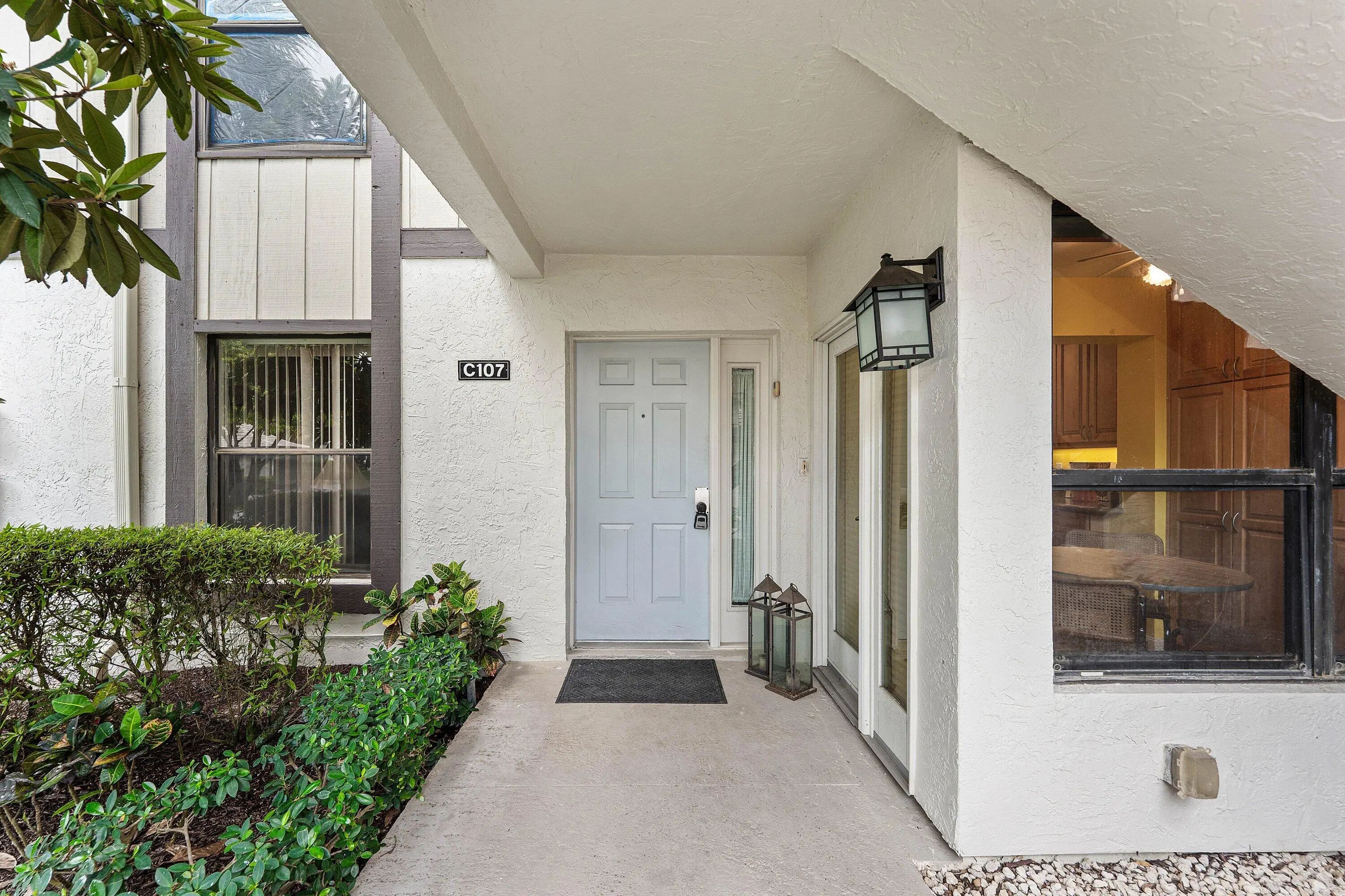 Residential  13244 Polo Club Road #c107 33414 - MLS B26081267