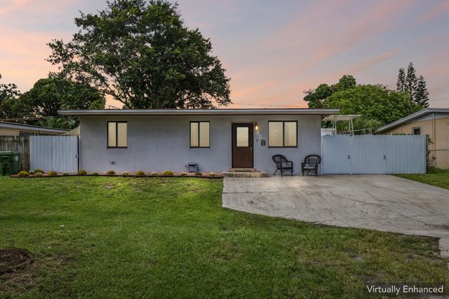 55 Davis Road, Palm Springs