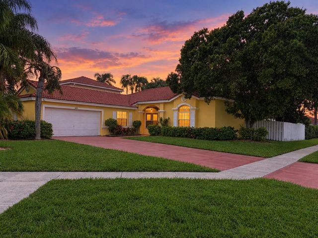 6801 Las Colinas Lane, Lake Worth