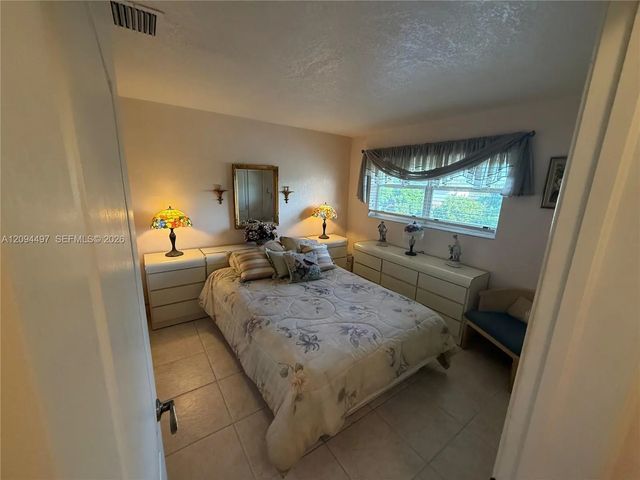 4 of 6 - 3881 W Flagler Street #315, Miami, FL