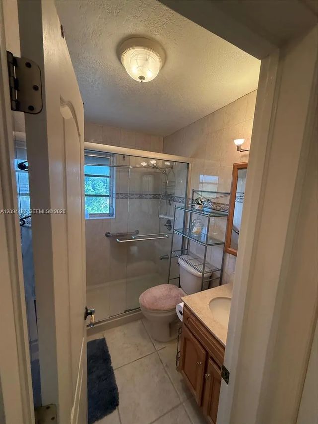 5 of 6 - 3881 W Flagler Street #315, Miami, FL