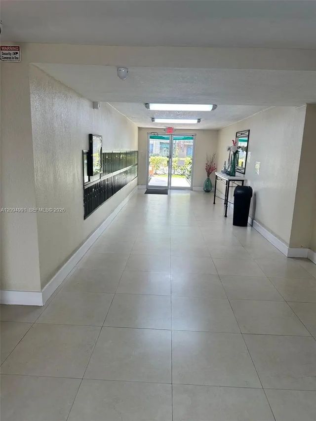 4 of 26 - 9360 Fontainebleau Boulevard #410, Miami, FL
