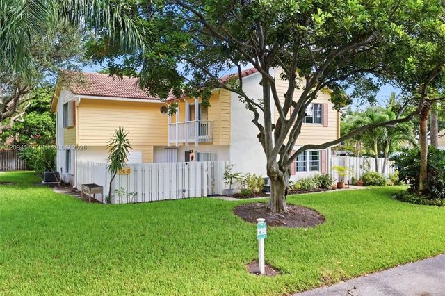 2 of 29 - 146 Seabreeze Circle, Jupiter, FL