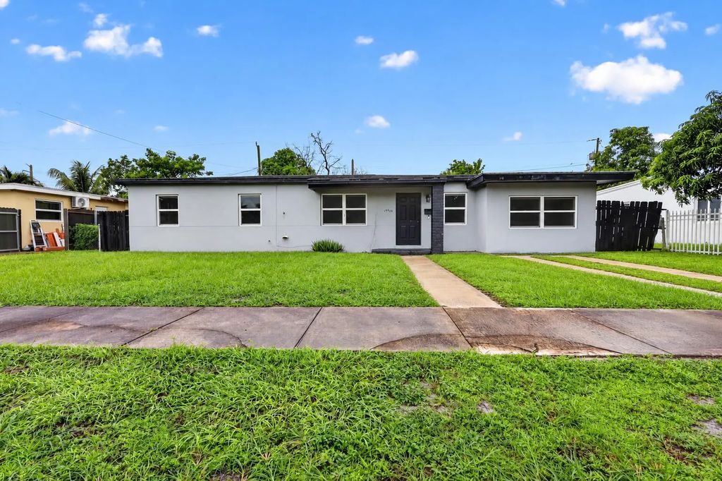 19320 Nw 6th Court, Miami Gardens