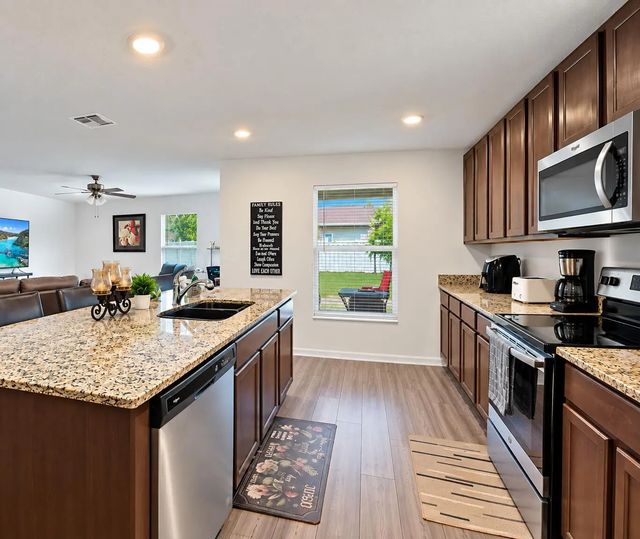 5 of 15 - 1597 Sw Leisure Lane, Port St. Lucie, FL