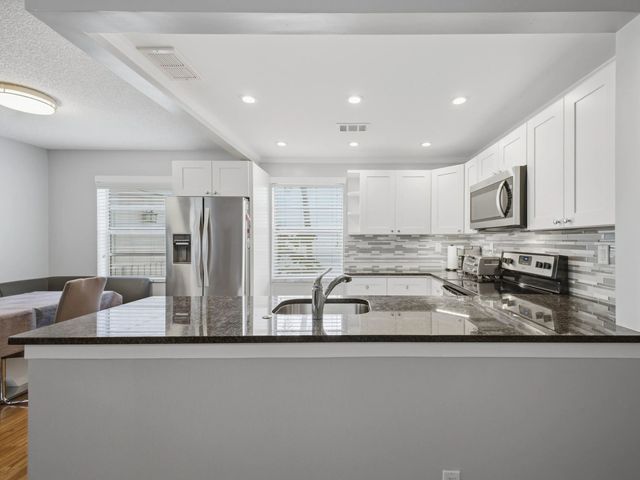 2 of 30 - 461 Capri J #461, Delray Beach, FL