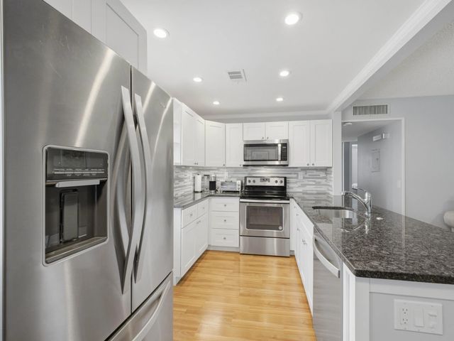 4 of 30 - 461 Capri J #461, Delray Beach, FL