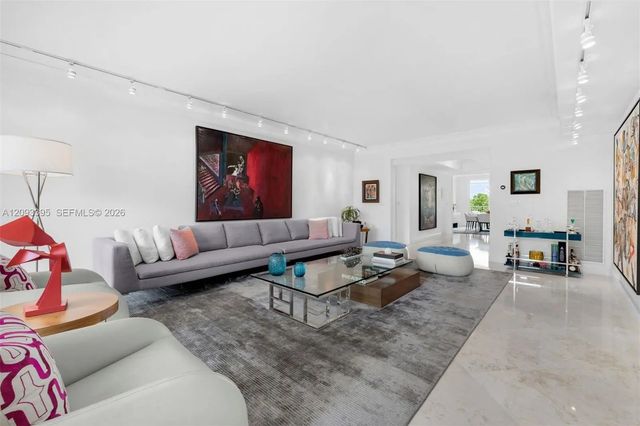 2 of 39 - 781 Crandon Boulevard #401, Key Biscayne, FL