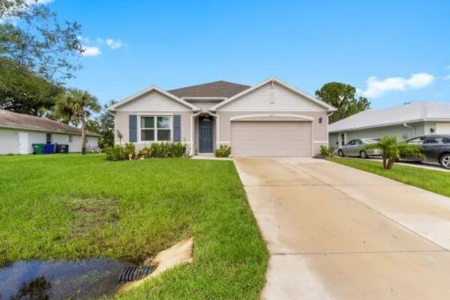 2 of 31 - 613 Carnival Terrace, Sebastian, FL