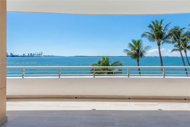 3 of 62 - 808 Brickell Key Drive #304, Miami, FL