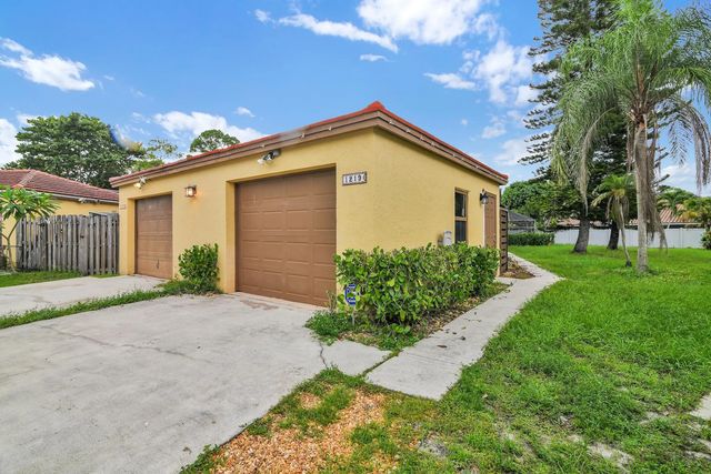 3 of 49 - 1219 Periwinkle Place, Wellington, FL