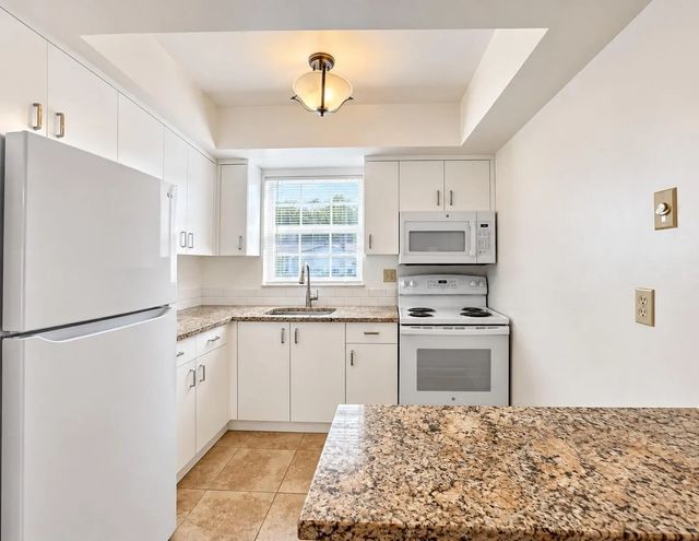 2 of 16 - 2920 Crosley Drive E #e, West Palm Beach, FL