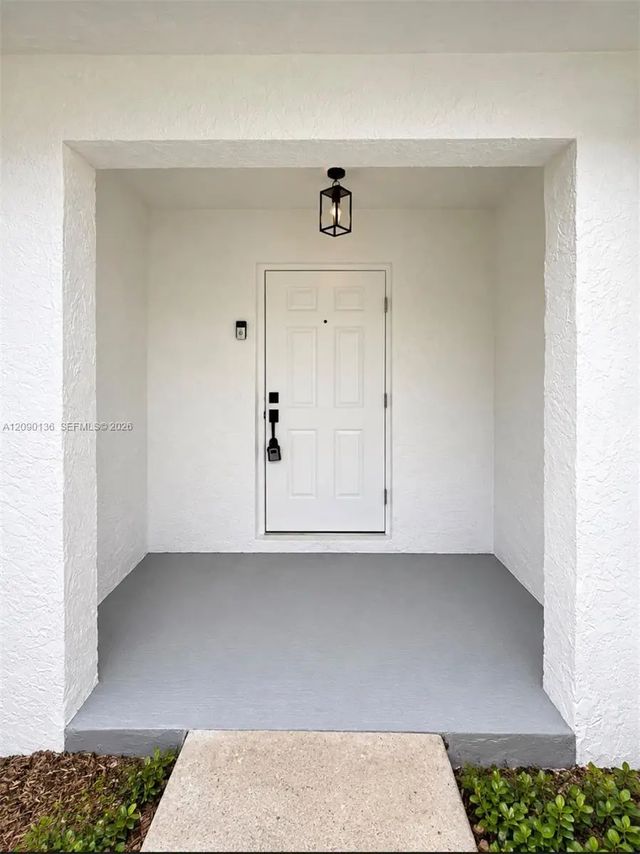 3 of 23 - 20924 Grouper Drive, Cutler Bay, FL
